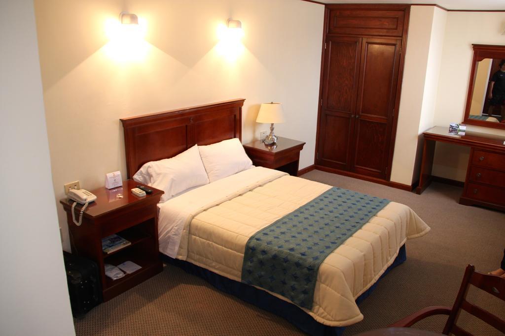 Hotel Tehuacan Plaza Phòng bức ảnh